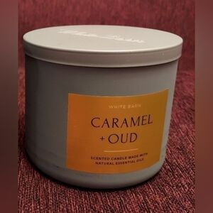 Caramel Oud candle by bath and body works